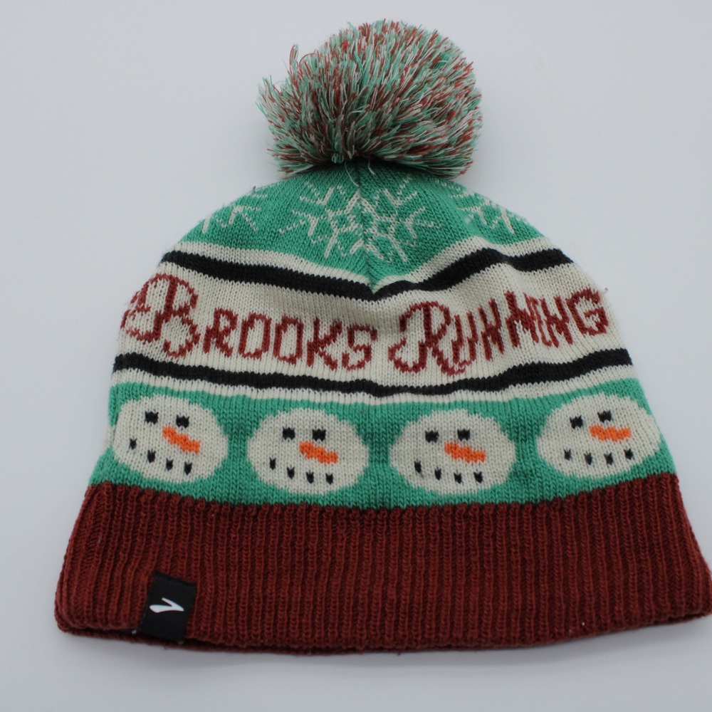Brooks Running Christmas Holiday Snowman Fleece Lined Knit Pom Ball Beanie Hat